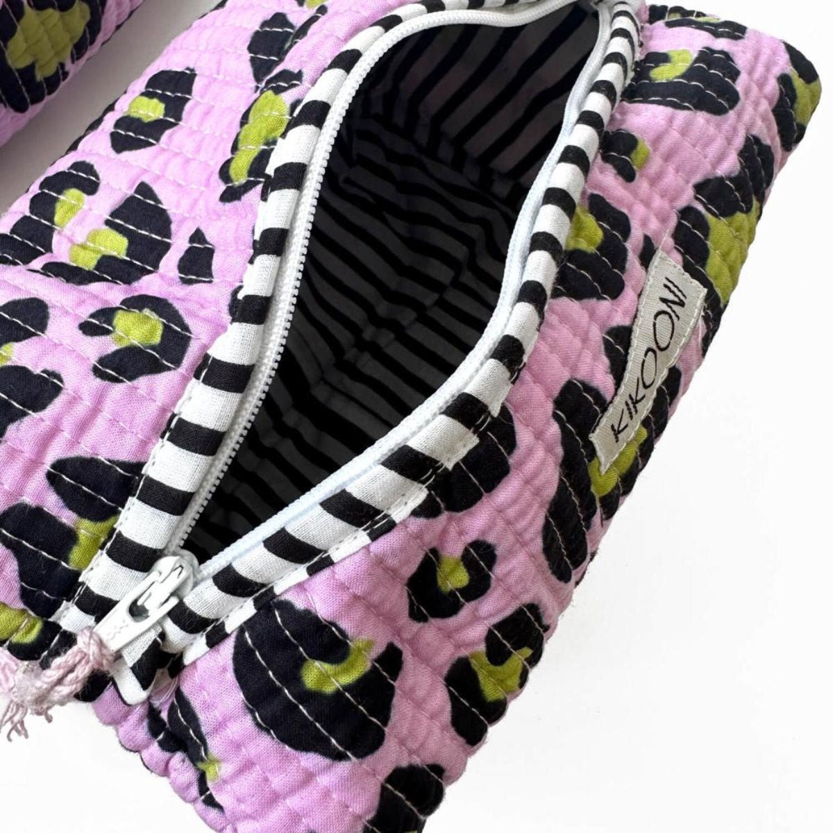 klein make-uptasje "oh leo kosmische lila"