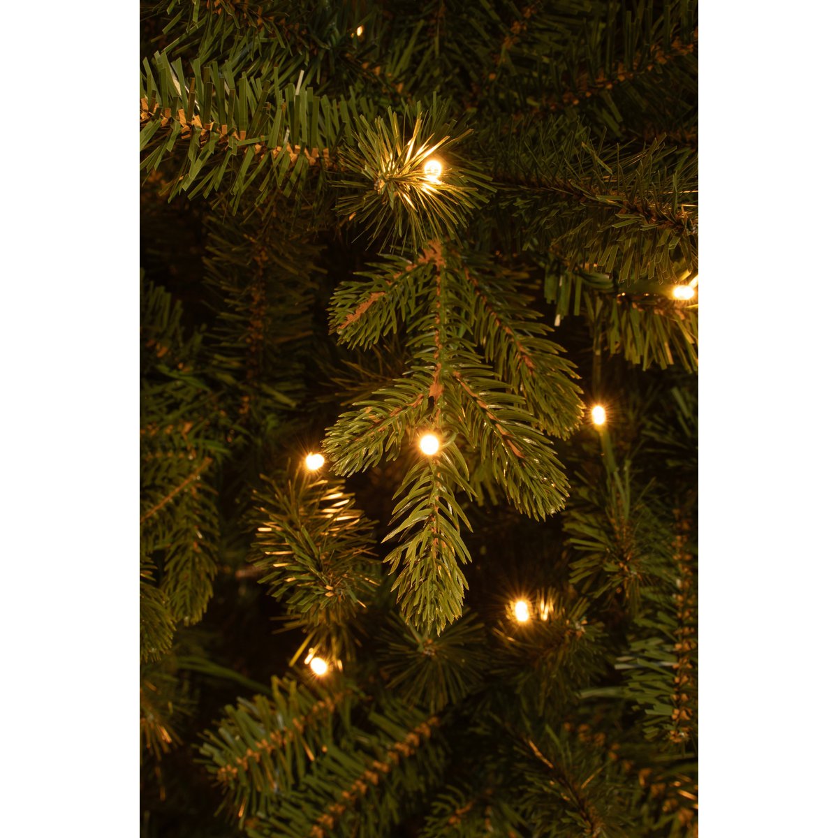 Harma Smalle Kunstkerstboom met LED Verlichting - H230 x Ø69 cm - Groen
