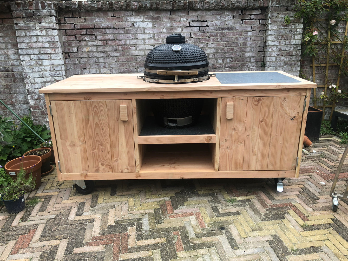 Douglas buitenkeuken XL Monolith 210x76x93