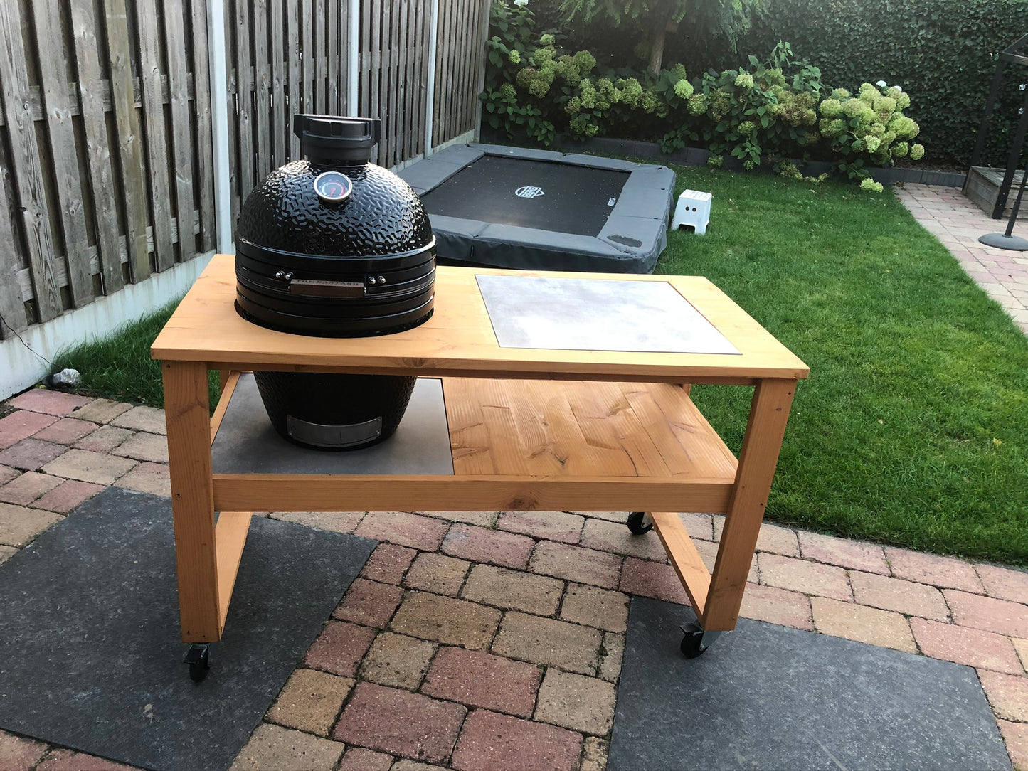 AKTIE Douglas BBQ Tafel L The Bastard 150x76x93 Black