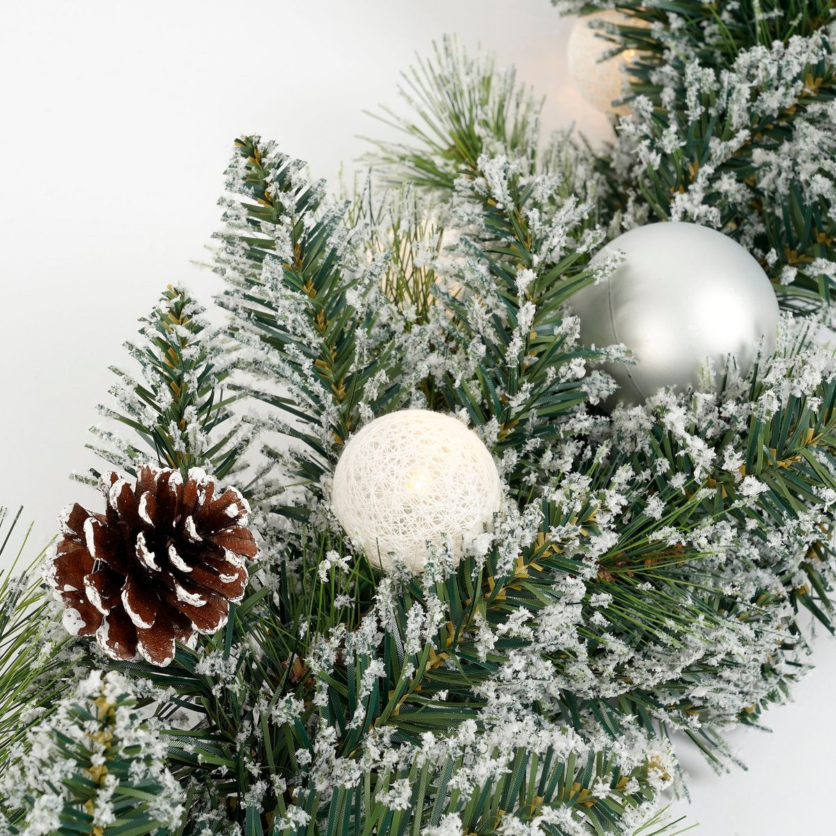 Kaprun Guirlande met LED Verlichting en Timerfunctie  - L270 x Ø25 cm - Zilver, Groen