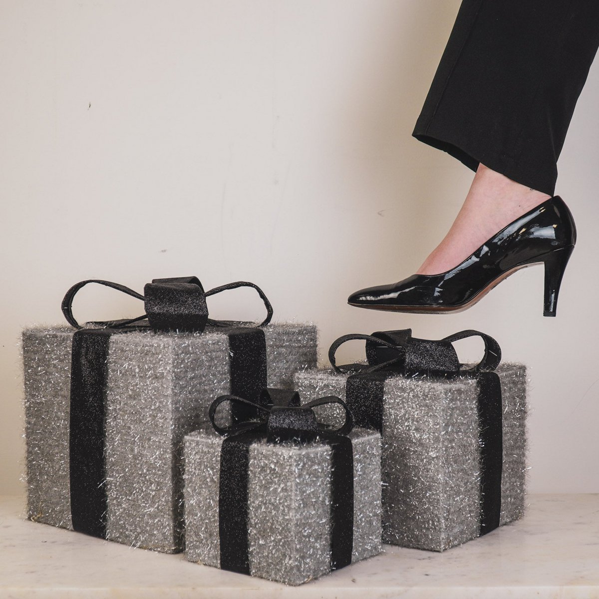 Led Kerstcadeau - S3 - Polysterene - Zilver/Zwart -15/20/25cm