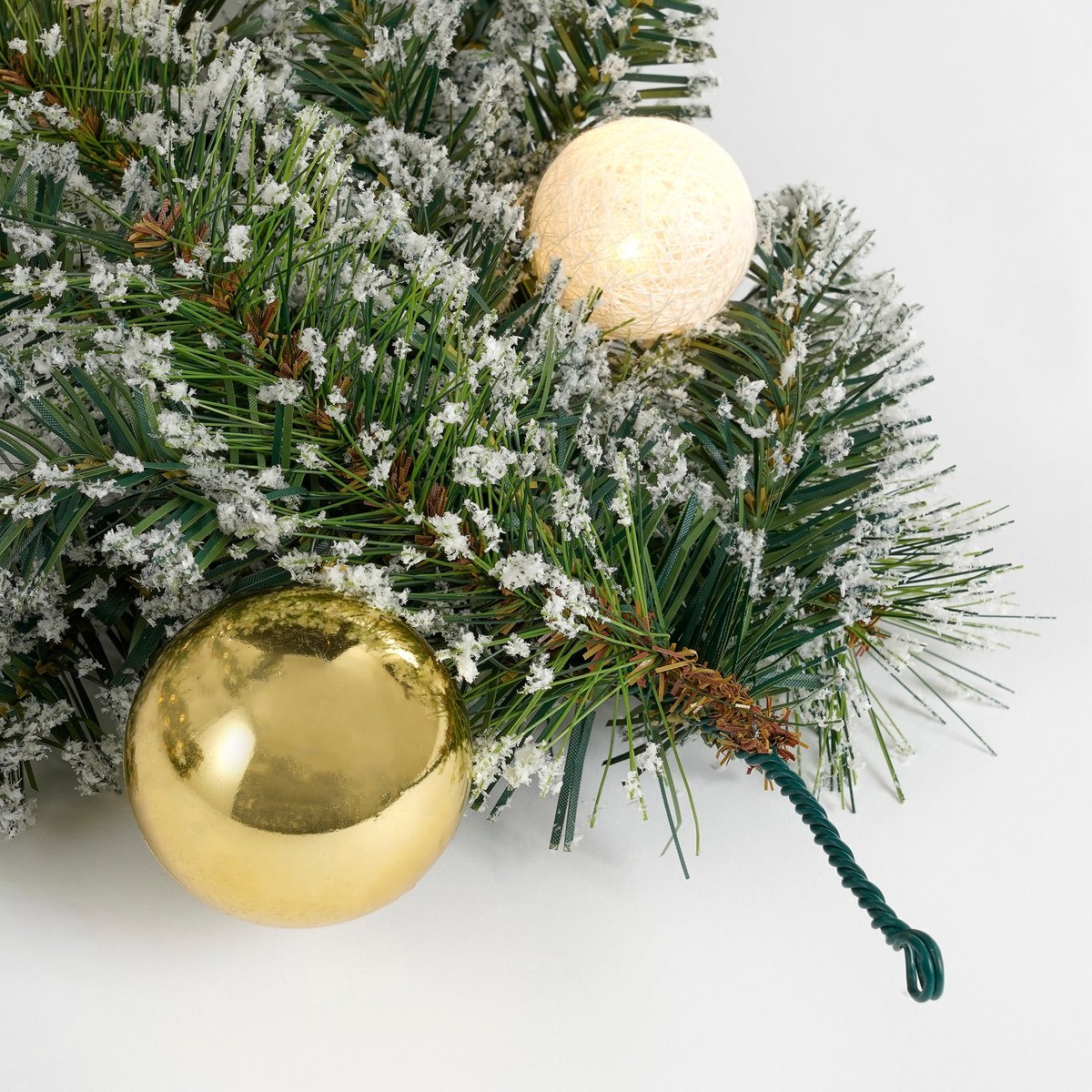 Kaprun Guirlande met LED Verlichting en Timerfunctie - L270 x Ø25 cm - Goud, Groen