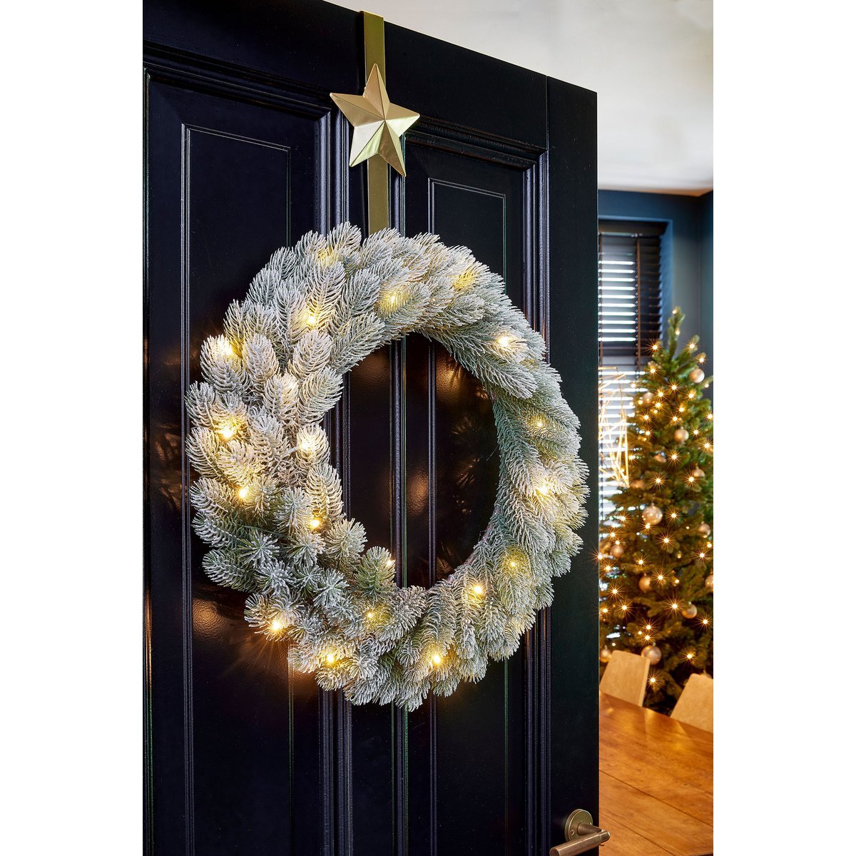 Nagoya Kerstkrans met LED Verlichting en Timerfunctie - H12 x Ø60 cm - Groen