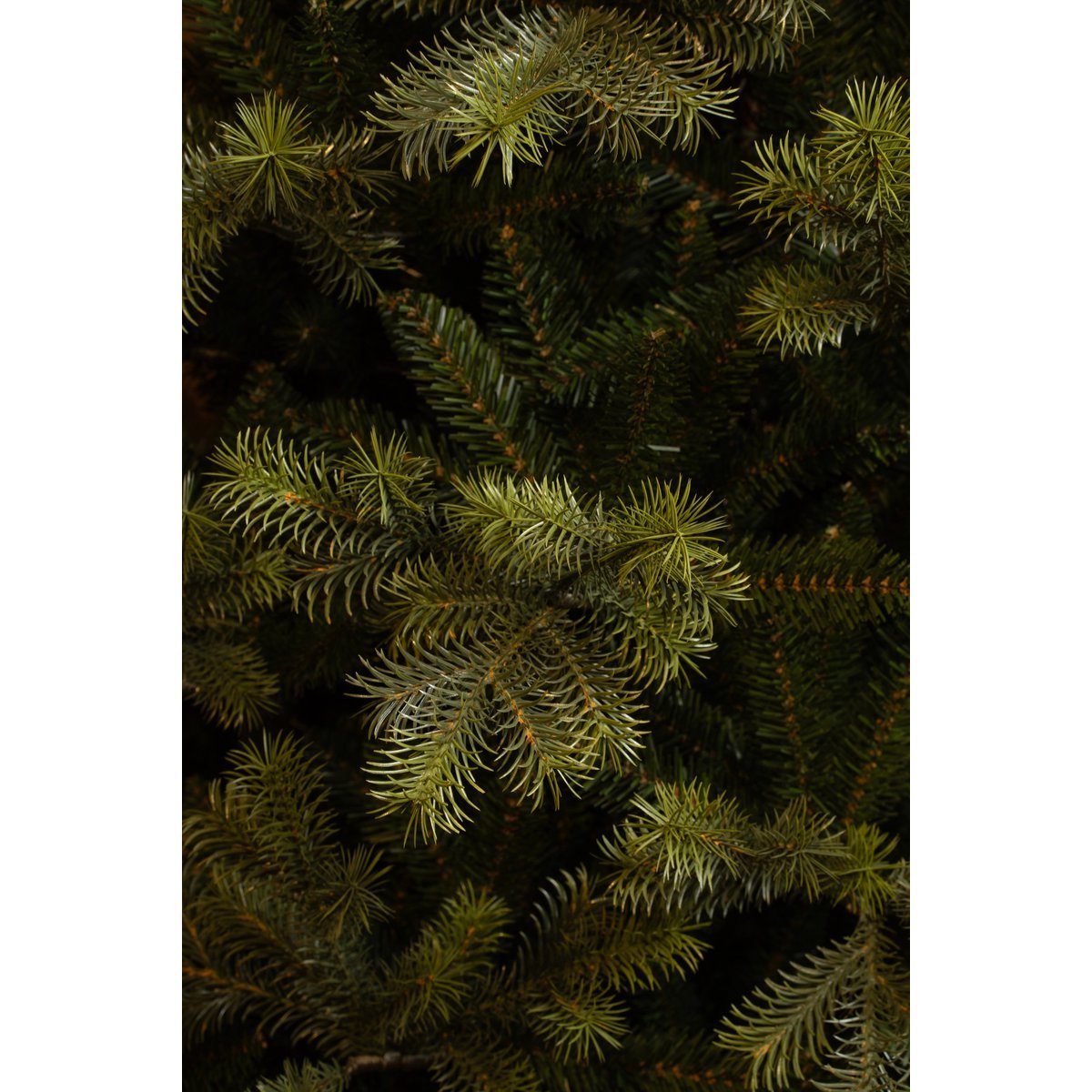 Clive Kunstkerstboom - H215 x Ø142 cm - Groen