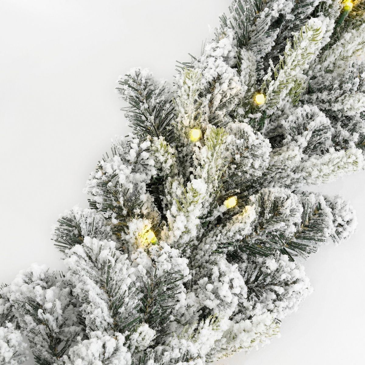 Grimshaw Guirlande met LED Verlichting en Timerfunctie - L180 x Ø25 cm - Groen