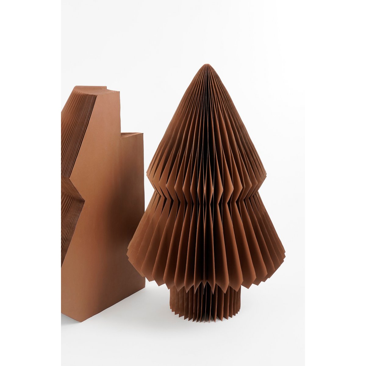 Decoratie Kerstboom - H152 x Ø104 cm - Papier - FSC Mix - Bruin