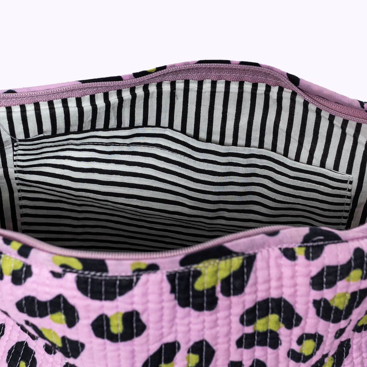 K - tas "Oh Leo Cosmic Lilac"