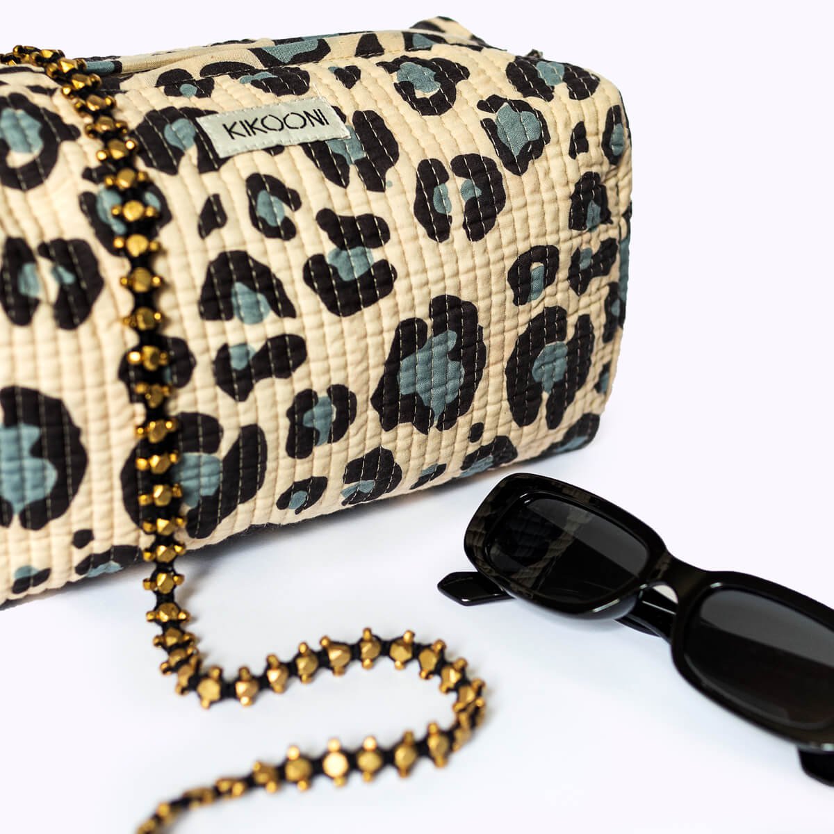 handgemaakte make-uptasje "Blue Leo"