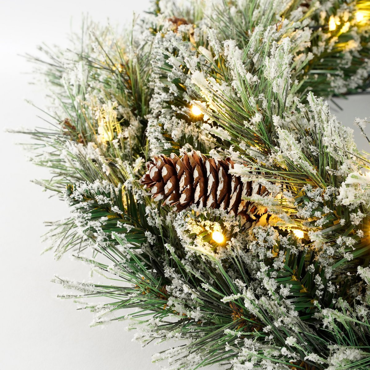 Vandans Kerstkrans met LED Verlichting - Ø60 cm - Groen Frosted